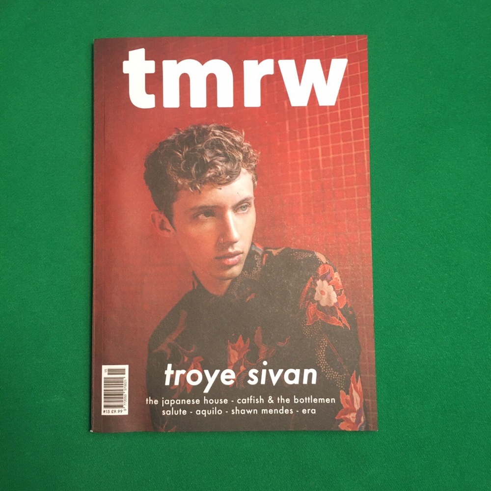 TMRW MAGAZINE Volume 15
